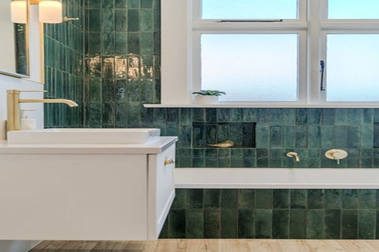 Photo of property in 56 Hunt Street, Andersons Bay, Dunedin, 9013