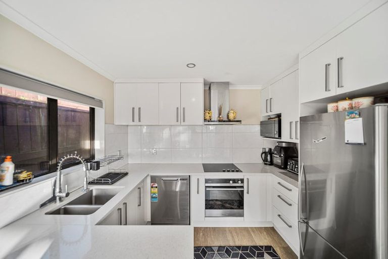 Photo of property in 116e Great South Road, Manurewa, Auckland, 2102