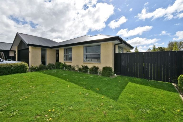 Photo of property in 24 Mcdermott Place, Halswell, Christchurch, 8025