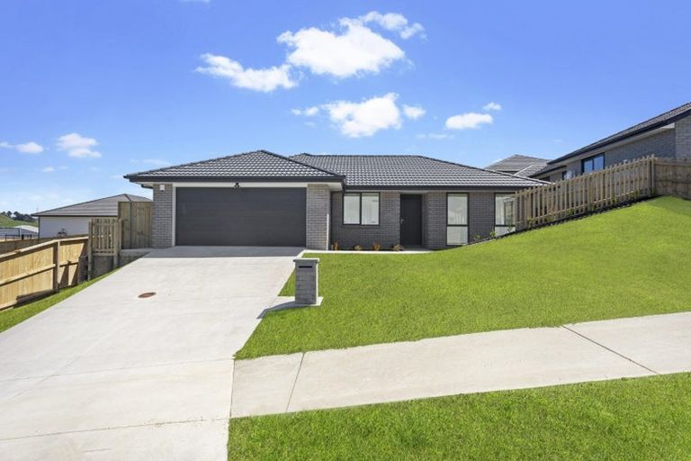 Photo of property in 58 Leathem Crescent, Pokeno, 2402