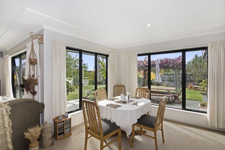 Photo of property in 38 Hollybush Drive, Brightwater, 7022