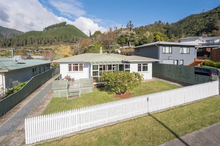 Photo of property in 7 Sowman Street, The Brook, Nelson, 7010