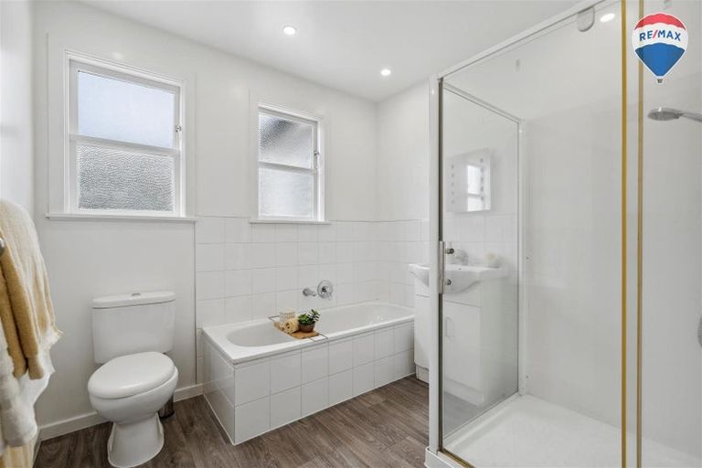 Photo of property in 22 Shearer Crescent, Naenae, Lower Hutt, 5011