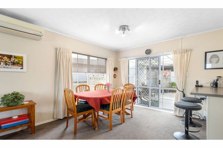 Photo of property in 7 Wainscott Street, Greenmeadows, Napier, 4112