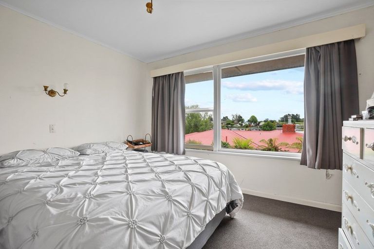 Photo of property in 17 Vista Terrace, Hillcrest, Hamilton, 3216