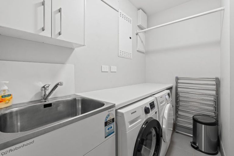 Photo of property in 63 Parkside Drive, Orewa, 0931