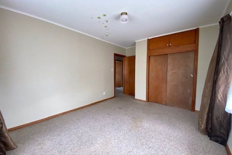 Photo of property in 18 Scully Crescent, Onekawa, Napier, 4110