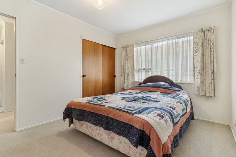 Photo of property in 2/3 Centreway Road, Orewa, 0931