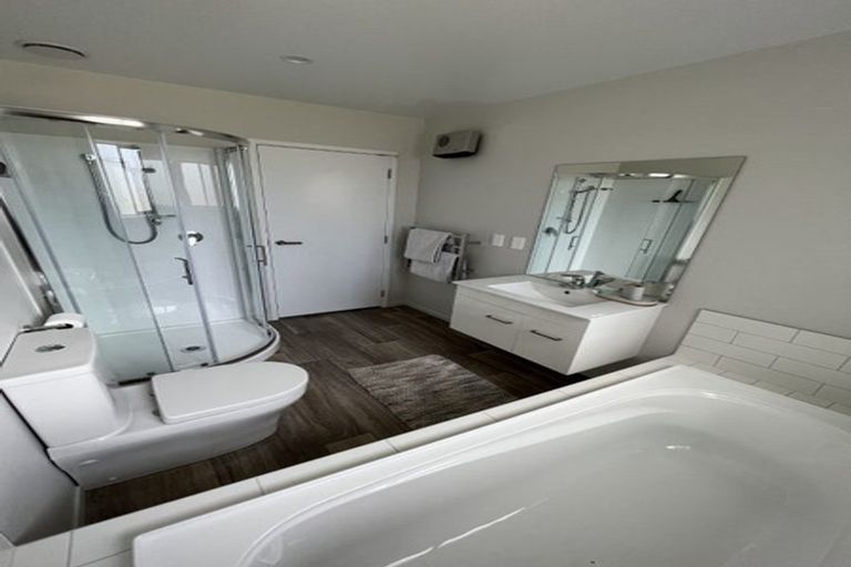 Photo of property in 247 Aubrey Road, Wanaka, 9305