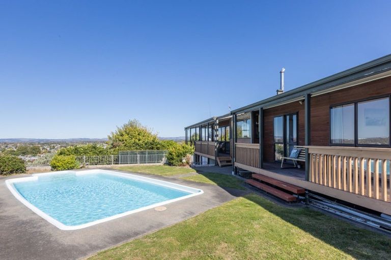 Photo of property in 35 Cumberland Rise, Taradale, Napier, 4112