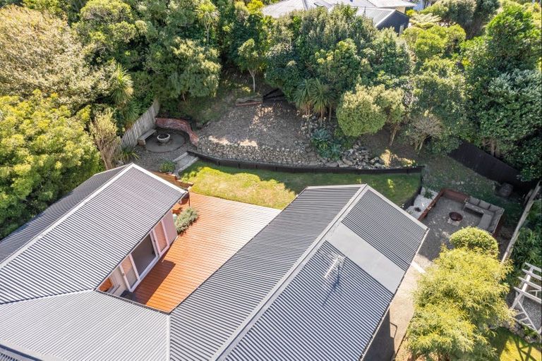 Photo of property in 14 Kotipu Place, Pukerua Bay, 5026