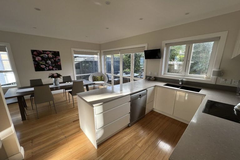 Photo of property in 1 Mandalay Terrace, Khandallah, Wellington, 6035