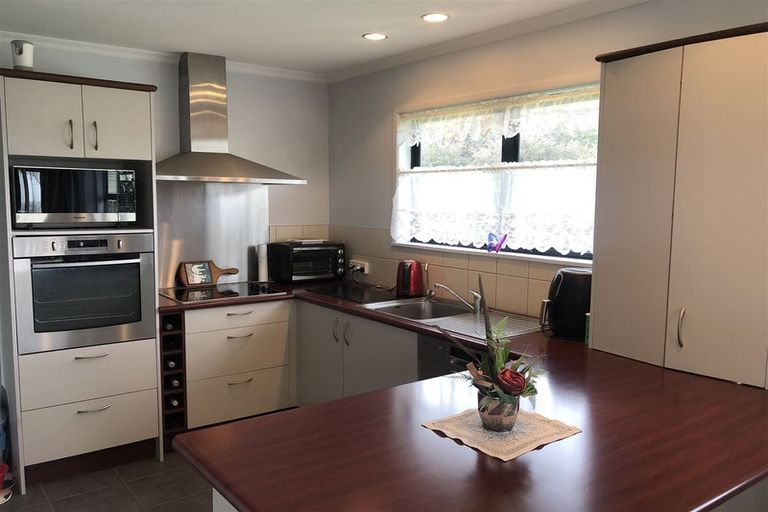 Photo of property in 17 Winston Street, Tikipunga, Whangarei, 0112