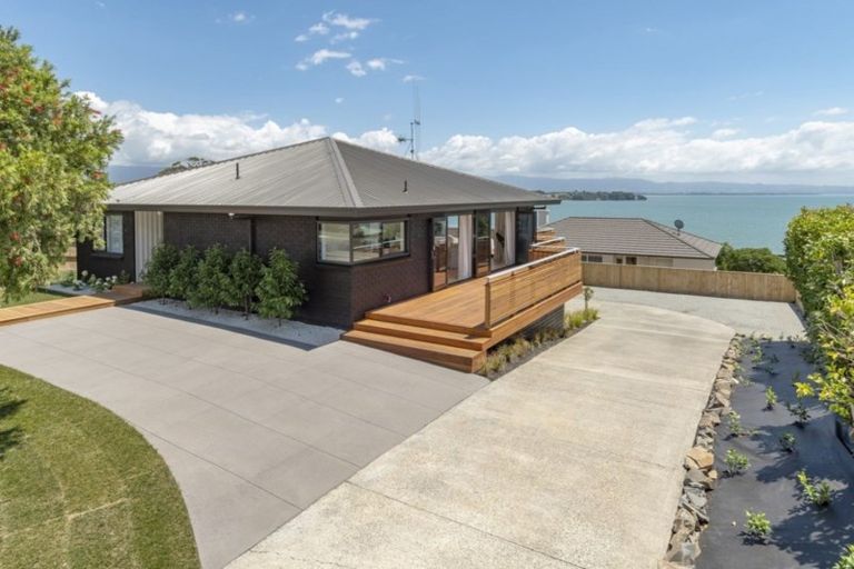 Photo of property in 100 Hamurana Road, Omokoroa, 3114