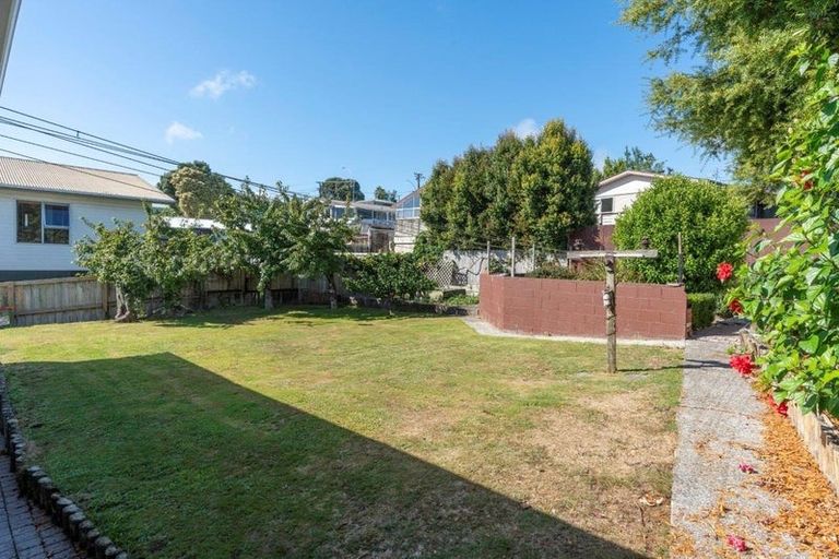 Photo of property in 5 Hamblyn Crescent, Nawton, Hamilton, 3200