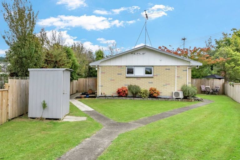 Photo of property in 5a Coates Grove, Silverstream, Upper Hutt, 5019