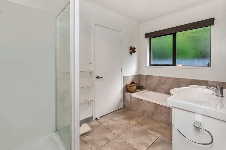 Photo of property in 12 Miners Lane, Te Kamo, Whangarei, 0112