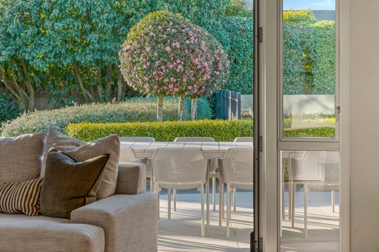 Photo of property in 1 Norfolk Drive, Cambridge, 3434