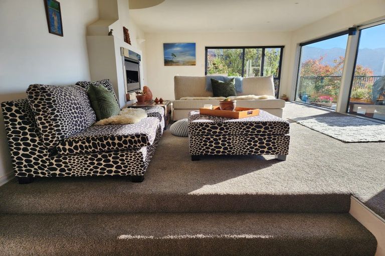 Photo of property in 18 Bay Heights, Governors Bay, Lyttelton, 8971