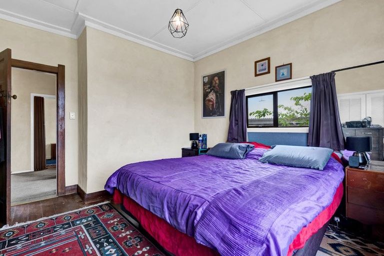 Photo of property in 288 South Road, Hawera, 4610