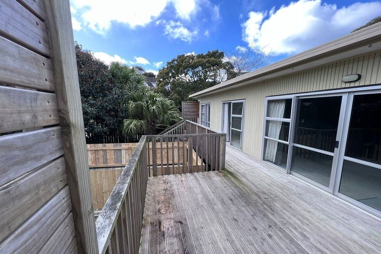 Photo of property in 5 Killarney Avenue, Torbay, Auckland, 0630