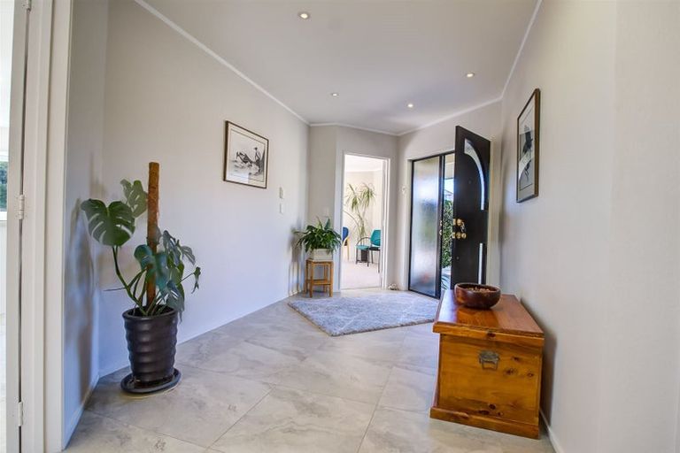 Photo of property in 25 Dallinger Street, St Andrews, Hamilton, 3200