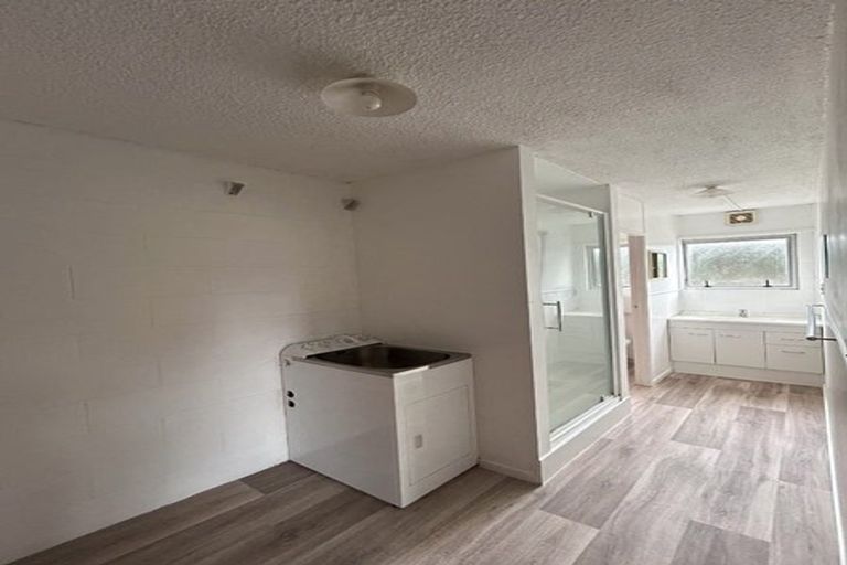 Photo of property in 1/16 Myrtle Street, Hamilton East, Hamilton, 3216