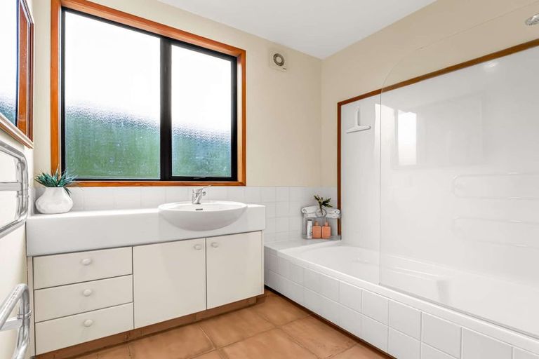 Photo of property in 2 Mahoe Street, Matua, Tauranga, 3110