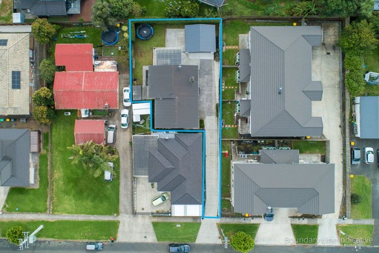 Photo of property in 8a Grande Vue Road, Papatoetoe, Auckland, 2025