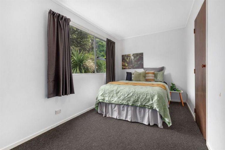 Photo of property in 19 Solander Place, Whitby, Porirua, 5024