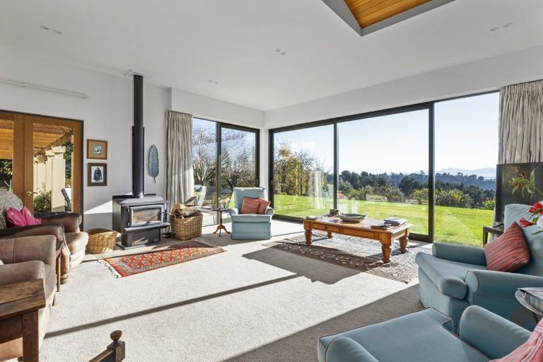 Photo of property in 32 Gladstone Road, Hadlow, Timaru, 7974