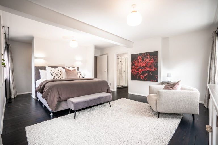 Photo of property in 64 Friend Street, Karori, Wellington, 6012