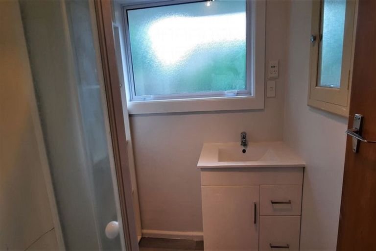 Photo of property in 1/12 Ashfield Place, Ilam, Christchurch, 8041