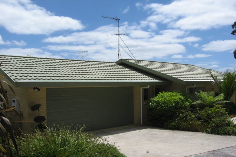 Photo of property in 22 The Glade South, Pukekohe, 2120