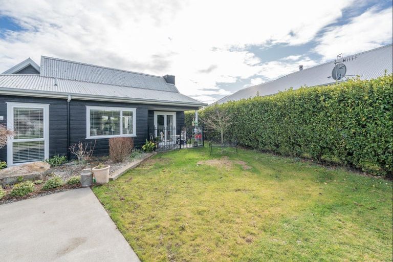 Photo of property in 62 Montgomery Crescent, Kinloch, Taupo, 3377