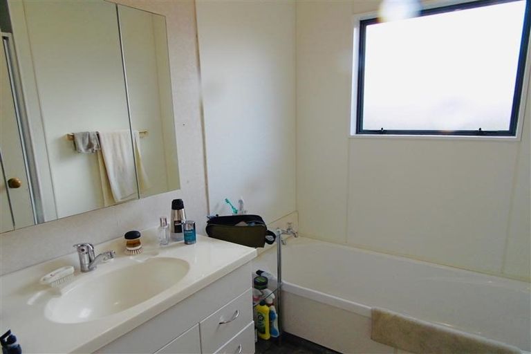 Photo of property in 142b Parklands Avenue, Bell Block, New Plymouth, 4312