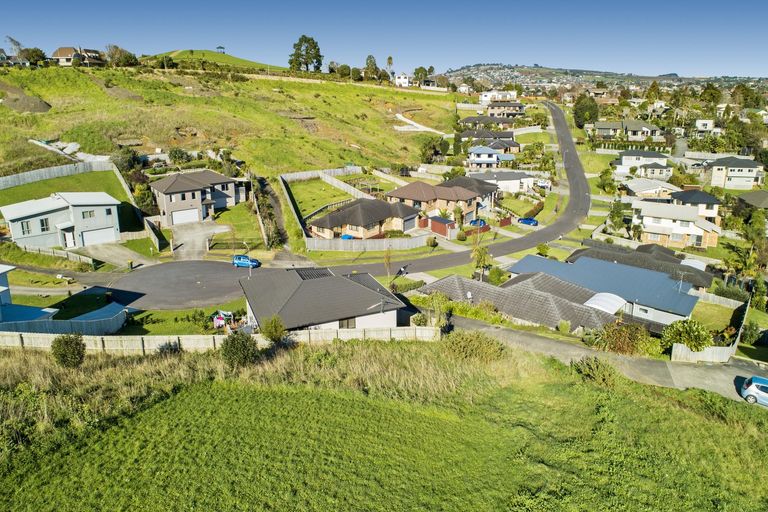 Photo of property in 22a Tokerau Crescent, Pukekohe, 2120