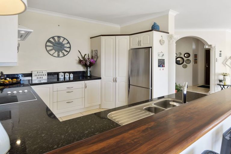 Photo of property in 27 Orion Drive, Welcome Bay, Tauranga, 3112