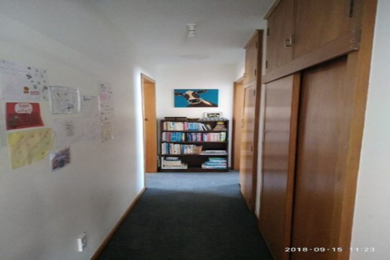 Photo of property in 2/18 Prossers Road, Saint Martins, Christchurch, 8022