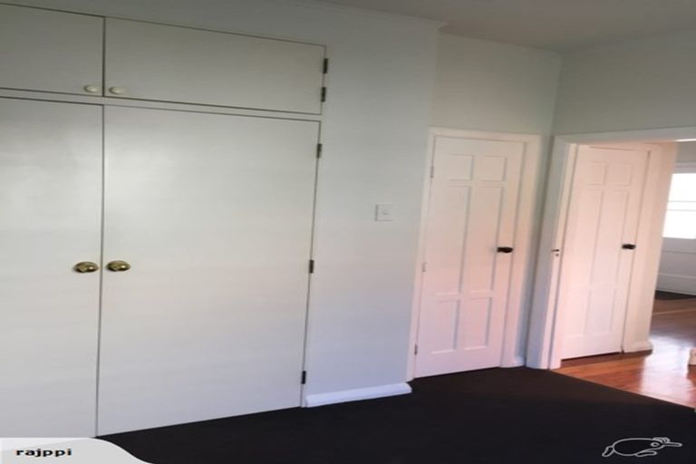 Photo of property in 73 Bell Road, Waiwhetu, Lower Hutt, 5010