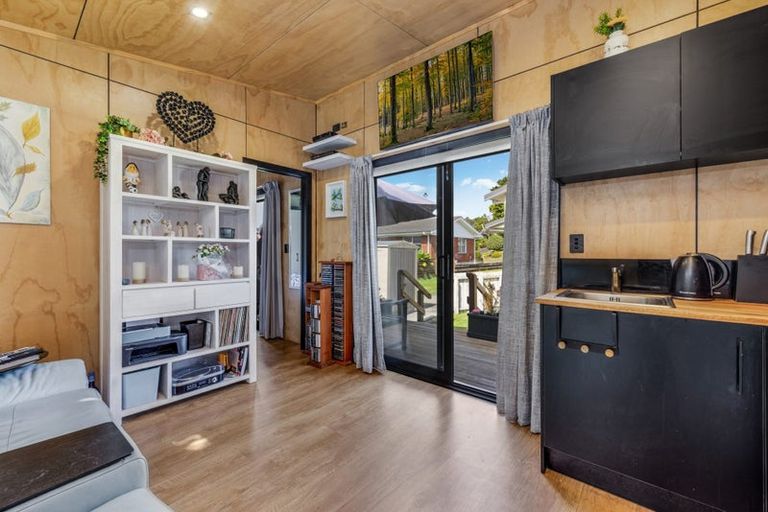 Photo of property in 3 Mccall Place, Opaheke, Papakura, 2113