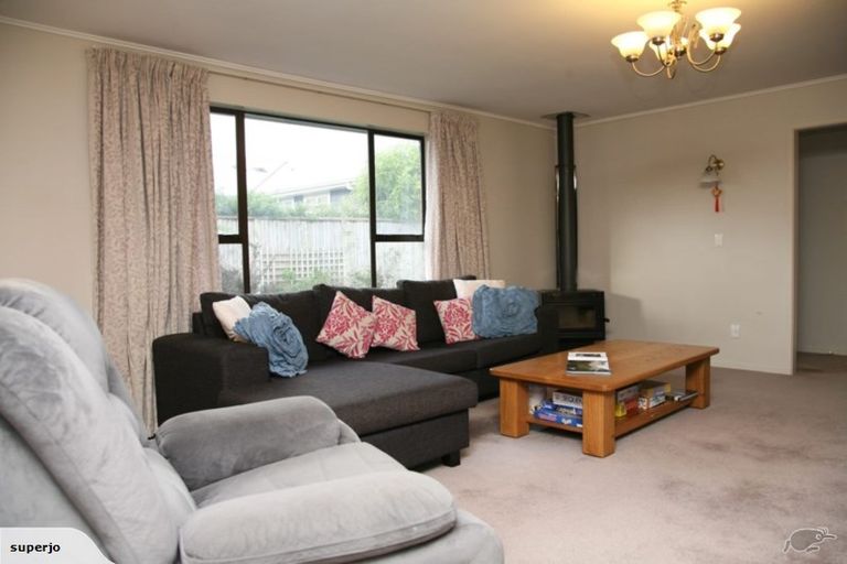 Photo of property in 10 Wedgewood Grove, Raumati Beach, Paraparaumu, 5032