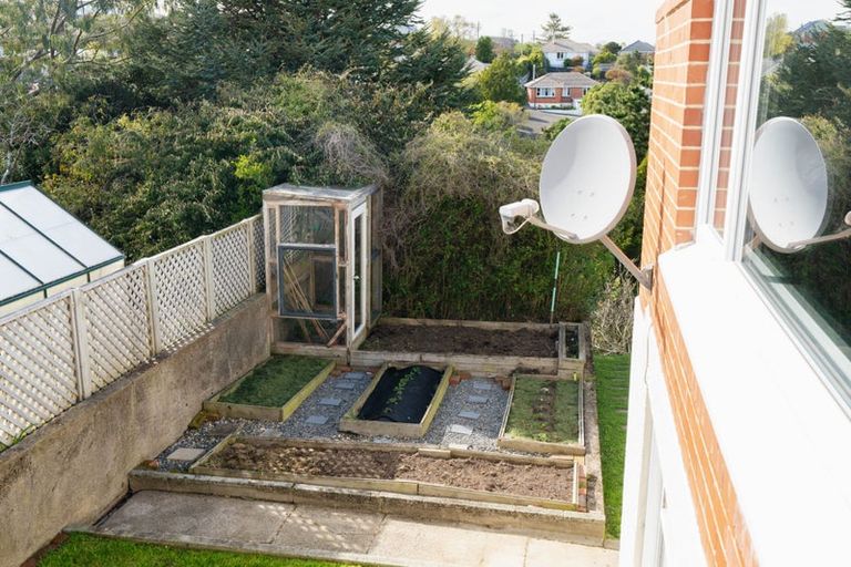 Photo of property in 7 Glendevon Place, Vauxhall, Dunedin, 9013