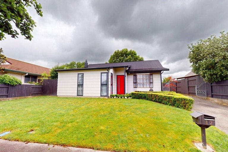 Photo of property in 12 Grange Place, Milson, Palmerston North, 4414