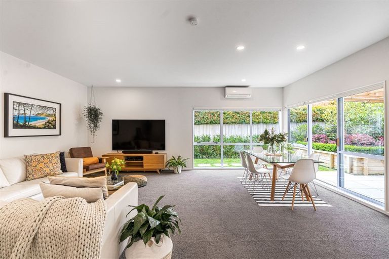 Photo of property in 2/54 Norwood Road, Bayswater, Auckland, 0622