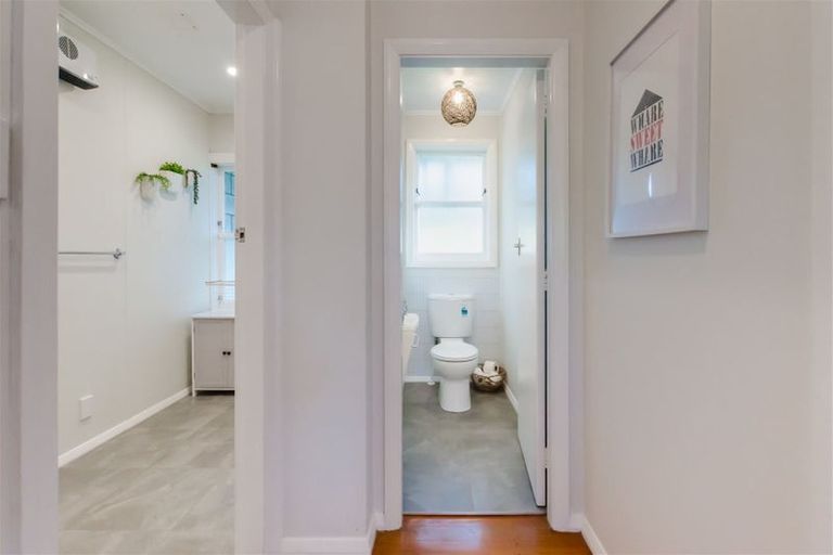 Photo of property in 45 Alexander Road, Raumati Beach, Paraparaumu, 5032