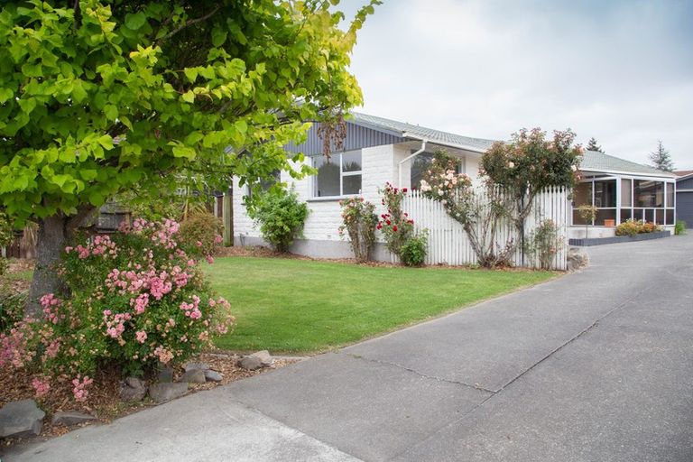 Photo of property in 32 Erica Street, Papanui, Christchurch, 8053
