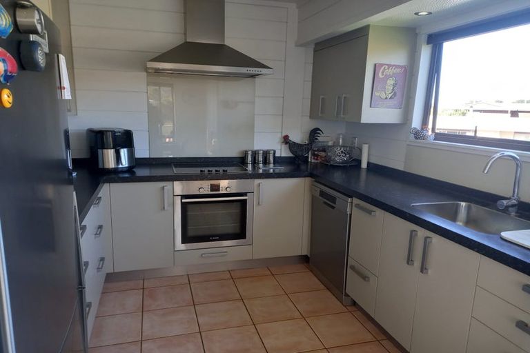 Photo of property in 91 Harper Road, Waimarama, Havelock North, 4294