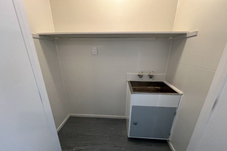 Photo of property in 121 Fitzherbert Avenue, West End, Palmerston North, 4410