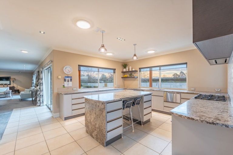 Photo of property in 6 Greig Street, Pleasant Point, 7903